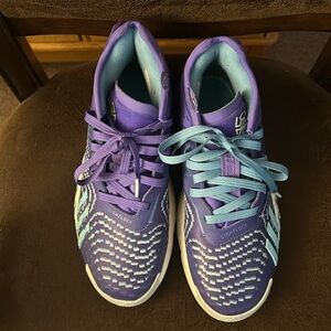 Men’s Addidas shoes.